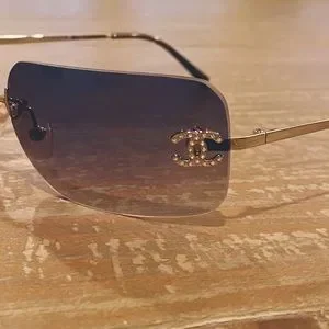 CHANEL | Accessories | Rare Chanel Rimless Sunglasses 47 D  display picture 2